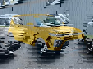 Used 2020 Kia Soul LX image 1