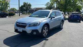 Used 2018 Subaru Outback 2.5i Limited image 1