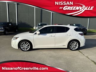 Used 2017 Lexus CT 200h image 1
