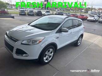 Used 2015 Ford Escape SE w/ Equipment Group 201A image 1