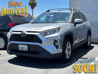 Used 2019 Toyota RAV4 XLE image 1