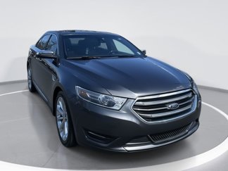 Used 2017 Ford Taurus Limited image 1