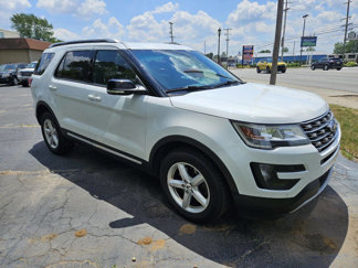 Used 2016 Ford Explorer XLT w/ Equipment Group 202A image 1