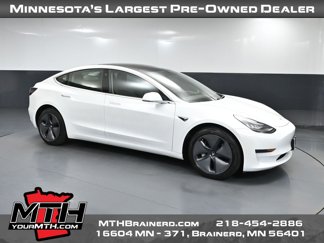 Used 2020 Tesla Model 3 Standard Range image 1