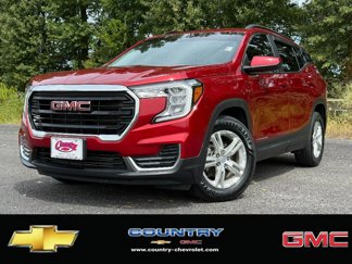 Used 2022 GMC Terrain SLE w/ Driver Convenience Package image 1