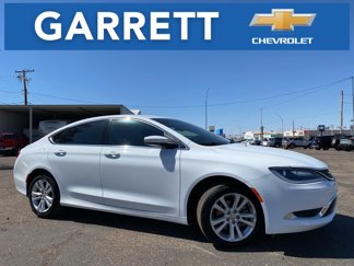 Used 2015 Chrysler 200 Limited w/ Convenience Group image 1