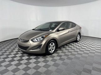 Used 2014 Hyundai Elantra SE image 1