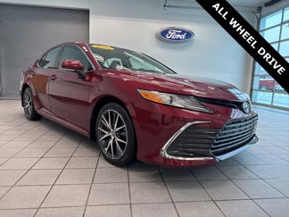 Used 2022 Toyota Camry XLE image 1