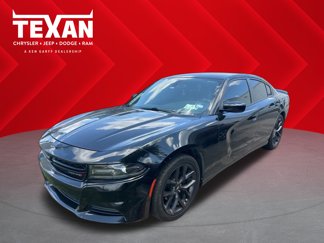 Used 2020 Dodge Charger SXT w/ Blacktop Package image 1