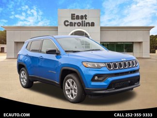 New 2025 Jeep Compass Latitude image 1