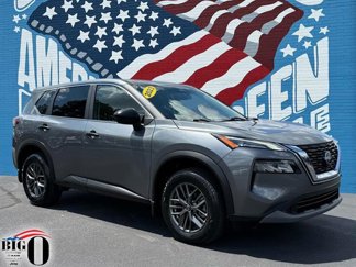 Used 2023 Nissan Rogue S image 1