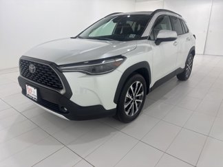 Used 2023 Toyota Corolla Cross XLE image 1