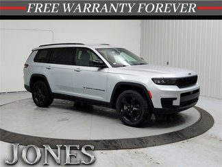 Used 2023 Jeep Grand Cherokee L Laredo image 1