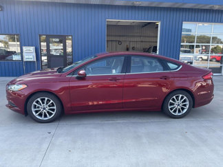 Used 2017 Ford Fusion SE w/ Fusion SE Technology Package image 1