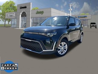 Used 2023 Kia Soul LX image 1