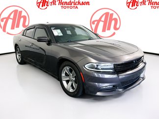 Used 2015 Dodge Charger SXT image 1