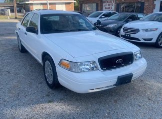 Used 2010 Ford Crown Victoria Police Interceptor image 1
