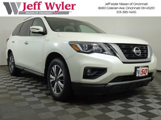 Used 2018 Nissan Pathfinder SL image 1