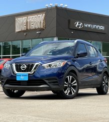 Used 2020 Nissan Kicks SV image 1