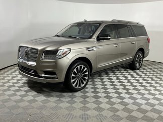 Used 2019 Lincoln Navigator L Select w/ Technology Package image 1