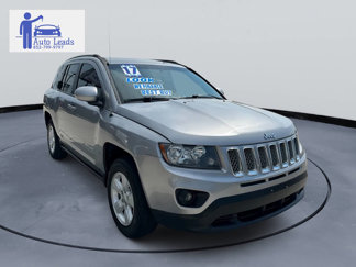 Used 2017 Jeep Compass Latitude video 2