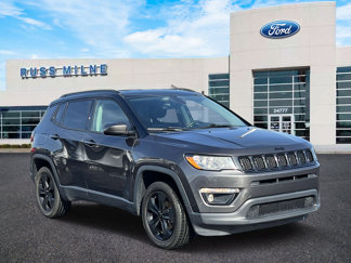 Used 2018 Jeep Compass Latitude image 1