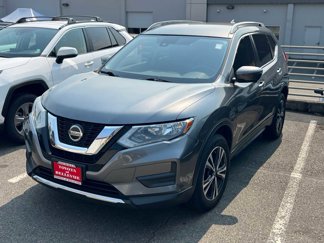 Used 2020 Nissan Rogue SV w/ Premium Package image 1