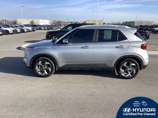 Certified 2024 Hyundai Venue SEL image 1