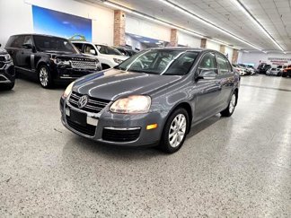 Used 2010 Volkswagen Jetta SE image 1