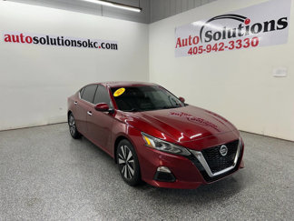 Used 2021 Nissan Altima 2.5 SV image 1