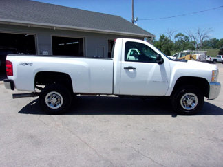 Used 2008 Chevrolet Silverado 3500 W/T w/ Snow Plow Prep Package image 1