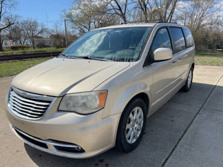 Used 2012 Chrysler Town & Country Touring w/ Entertainment Group #1 image 1