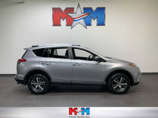 Used 2016 Toyota RAV4 XLE image 1