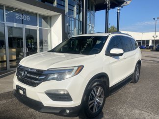 Used 2017 Honda Pilot EX image 1