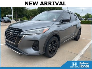 Used 2023 Nissan Kicks SR image 1