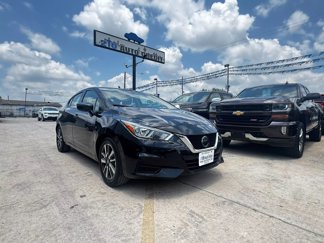 Used 2021 Nissan Versa SV image 1