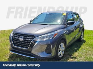 Used 2024 Nissan Kicks S image 1
