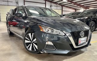 Used 2022 Nissan Altima 2.5 SV image 1