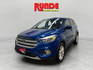 Used 2019 Ford Escape SE image 1