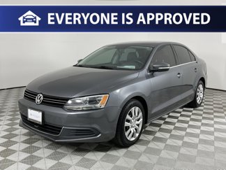 Used 2013 Volkswagen Jetta SE image 1