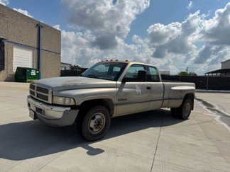 Used 1996 Dodge Ram 3500 Truck 2WD Club Cab image 1