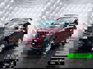 New 2025 Jeep Grand Cherokee Laredo image 1