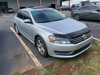 Used 2013 Volkswagen Passat 2.5 SE image 1