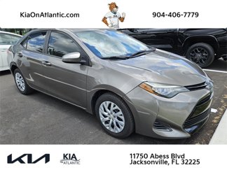Used 2019 Toyota Corolla LE image 1
