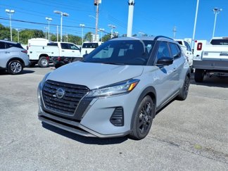 Used 2021 Nissan Kicks SR image 1