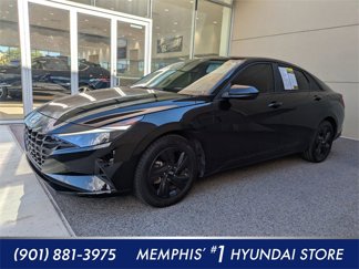 Used 2023 Hyundai Elantra SEL image 1