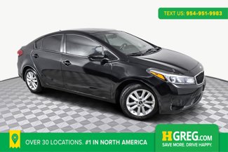 Used 2017 Kia Forte S image 1