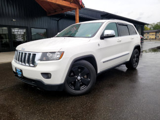 Used 2011 Jeep Grand Cherokee Laredo image 1
