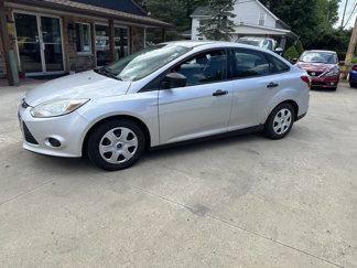 Used 2013 Ford Focus S image 1