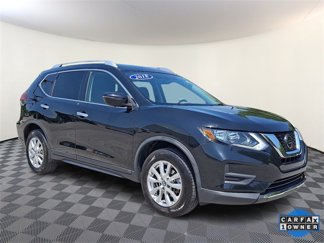 Used 2018 Nissan Rogue SV image 1